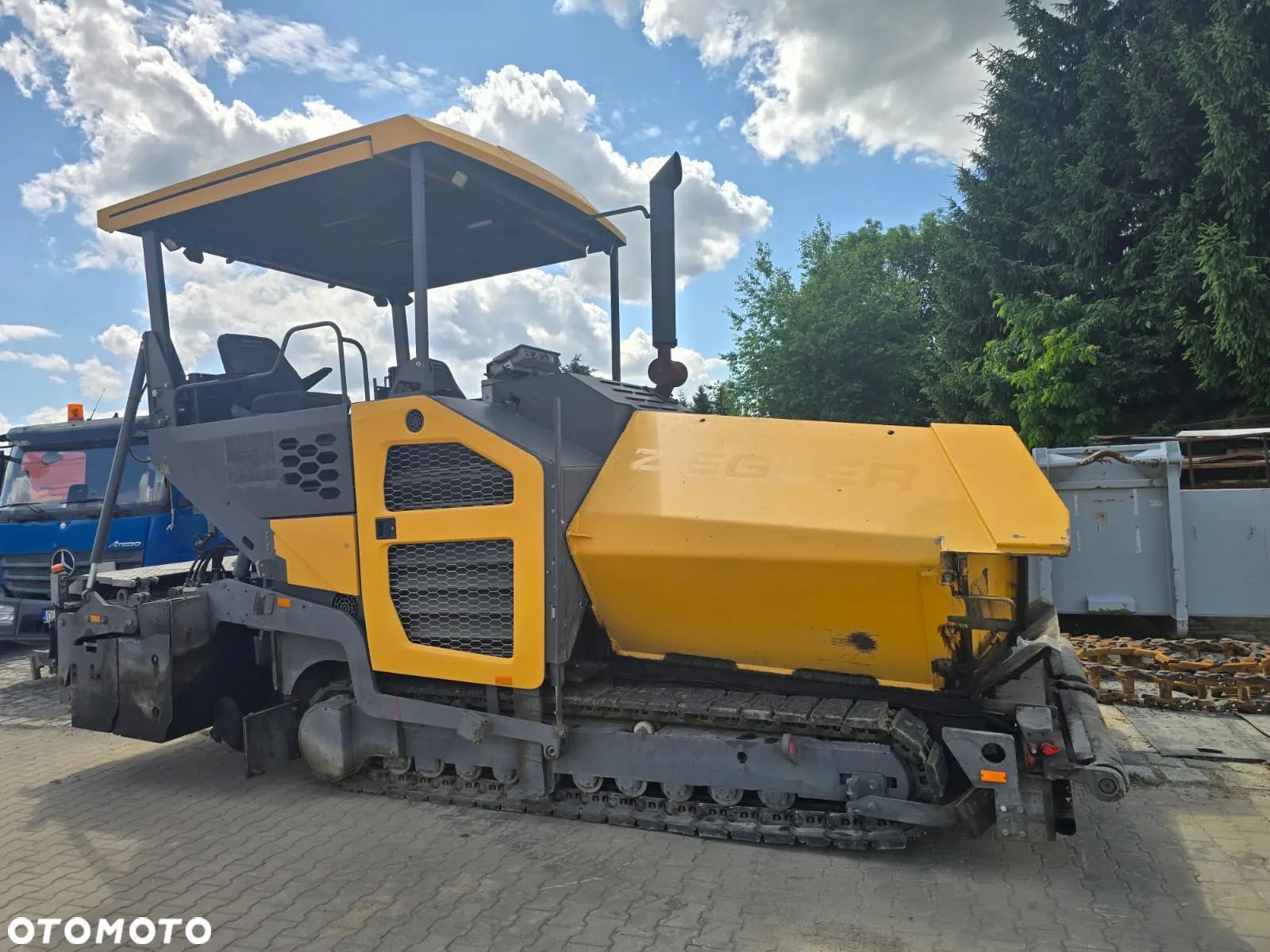 Volvo ABG 7820C - 1