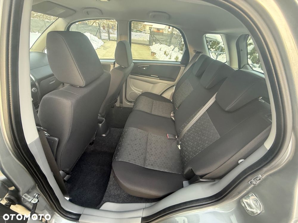 Suzuki SX4 Classic 1.6 VVT 4x4 Style - 11