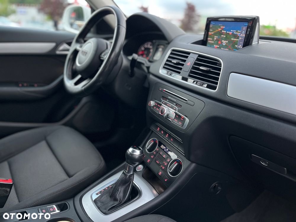 Audi Q3 1.4 TFSI Sport S tronic - 28