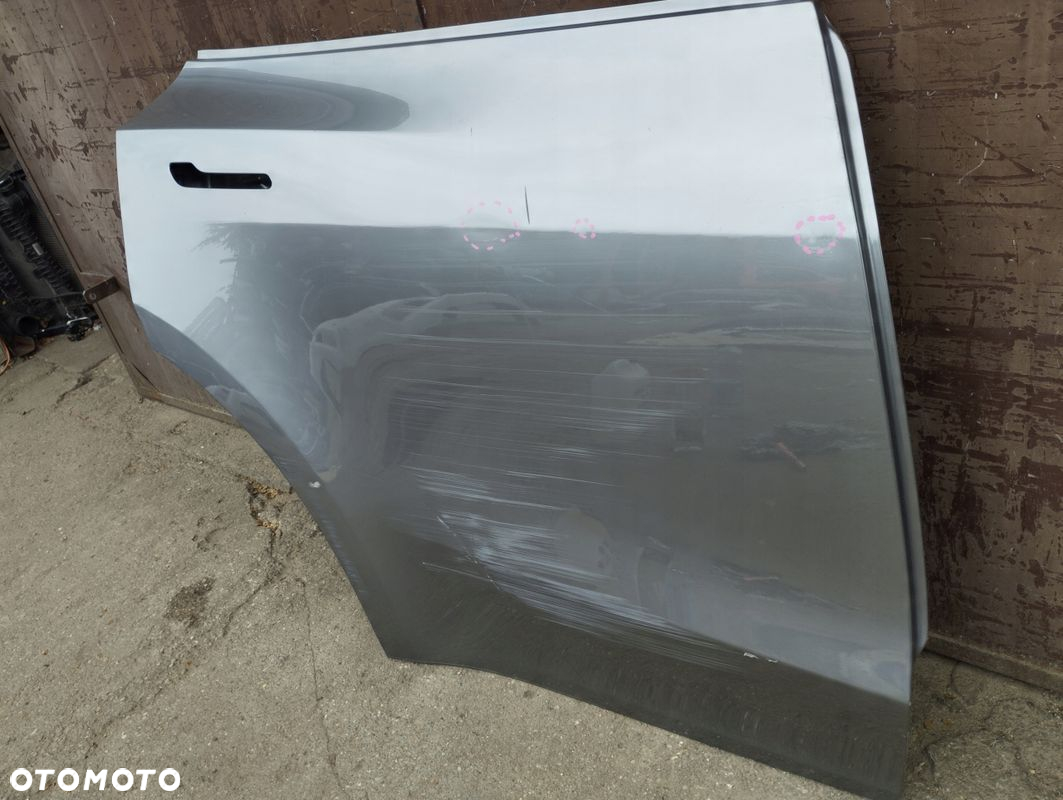 Drzwi prawe tył Tesla Y - 2