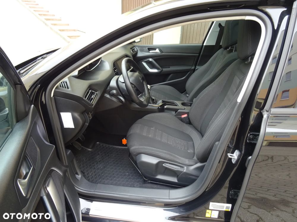 Peugeot 308 BlueHDi 120 Stop & Start Business-Line - 6