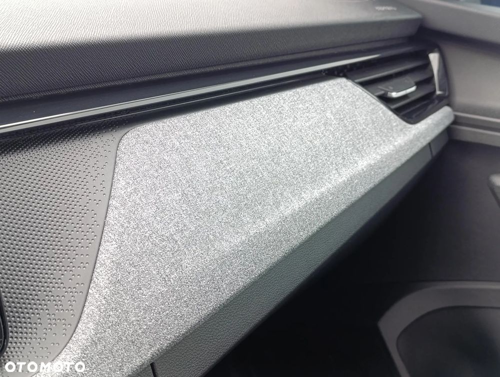 Skoda Kamiq 1.5 TSI Selection - 38