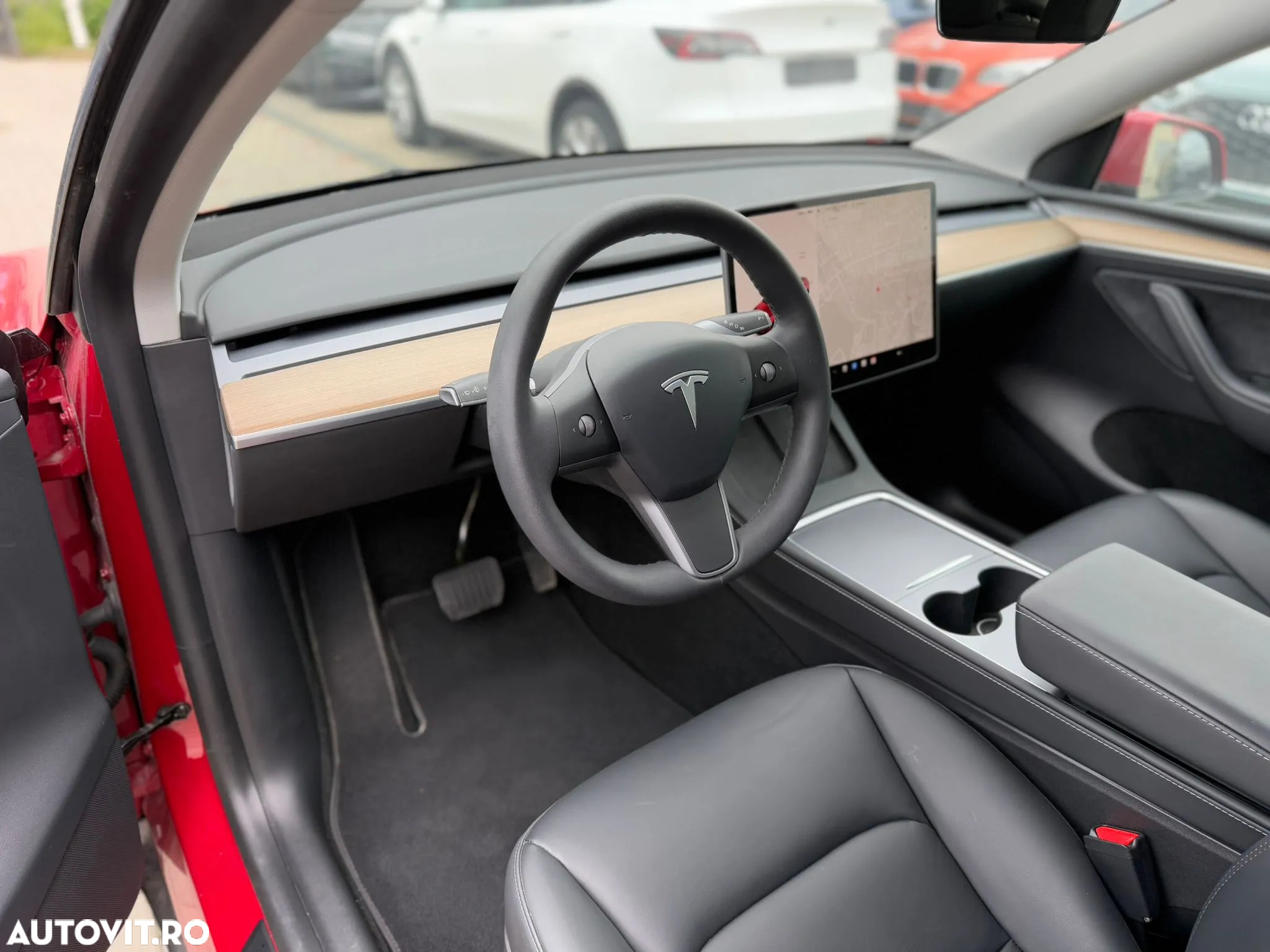 Tesla Model Y Long Range Dual Motor AWD - 7