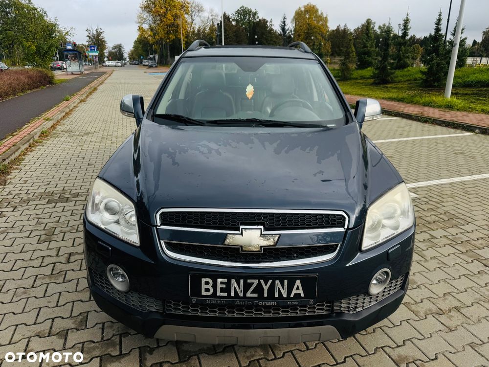 Chevrolet Captiva 2.4 4WD 7 Sitzer LT - 23