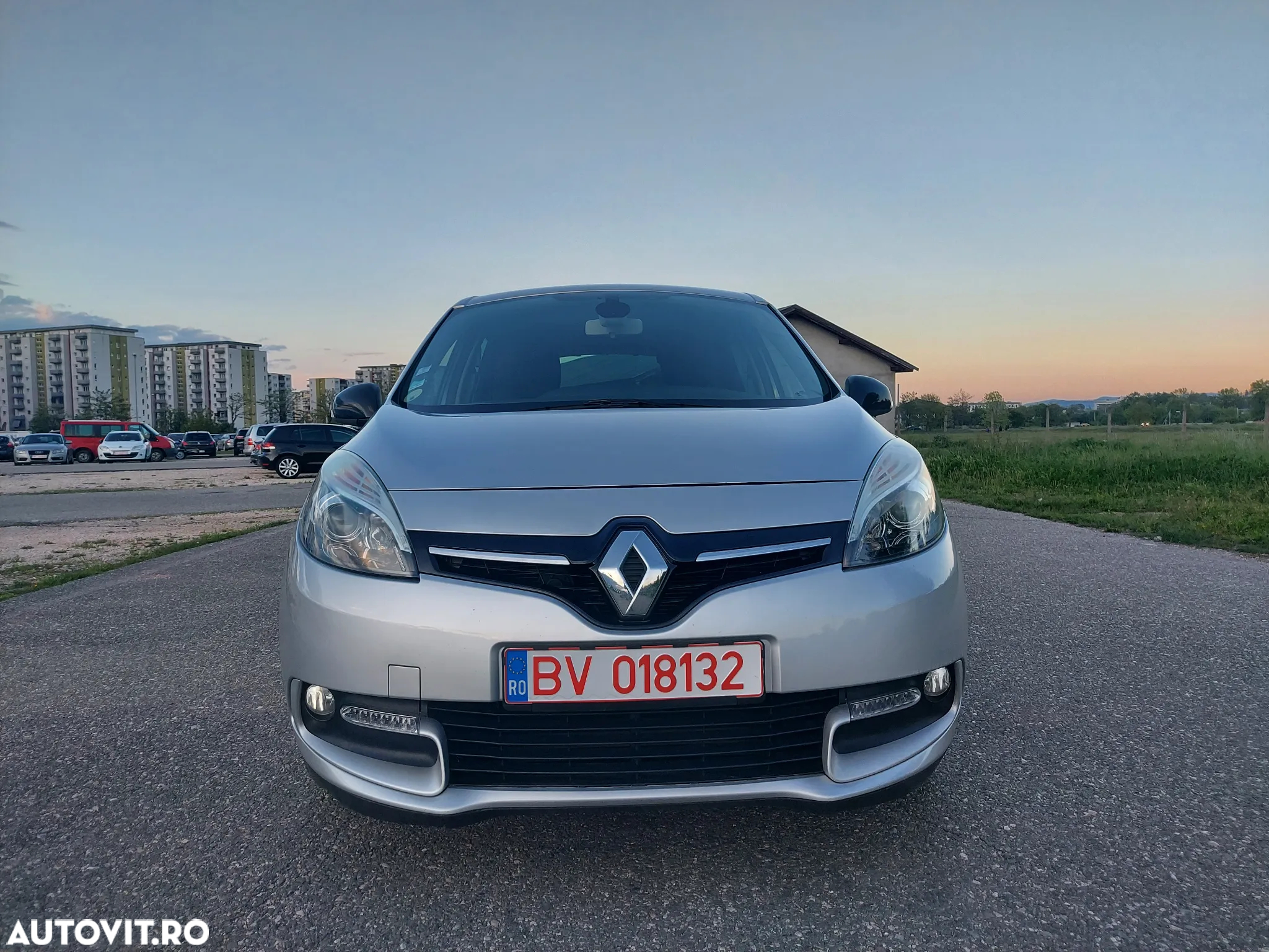 Renault Scenic ENERGY dCi 110 LIMITED - 32