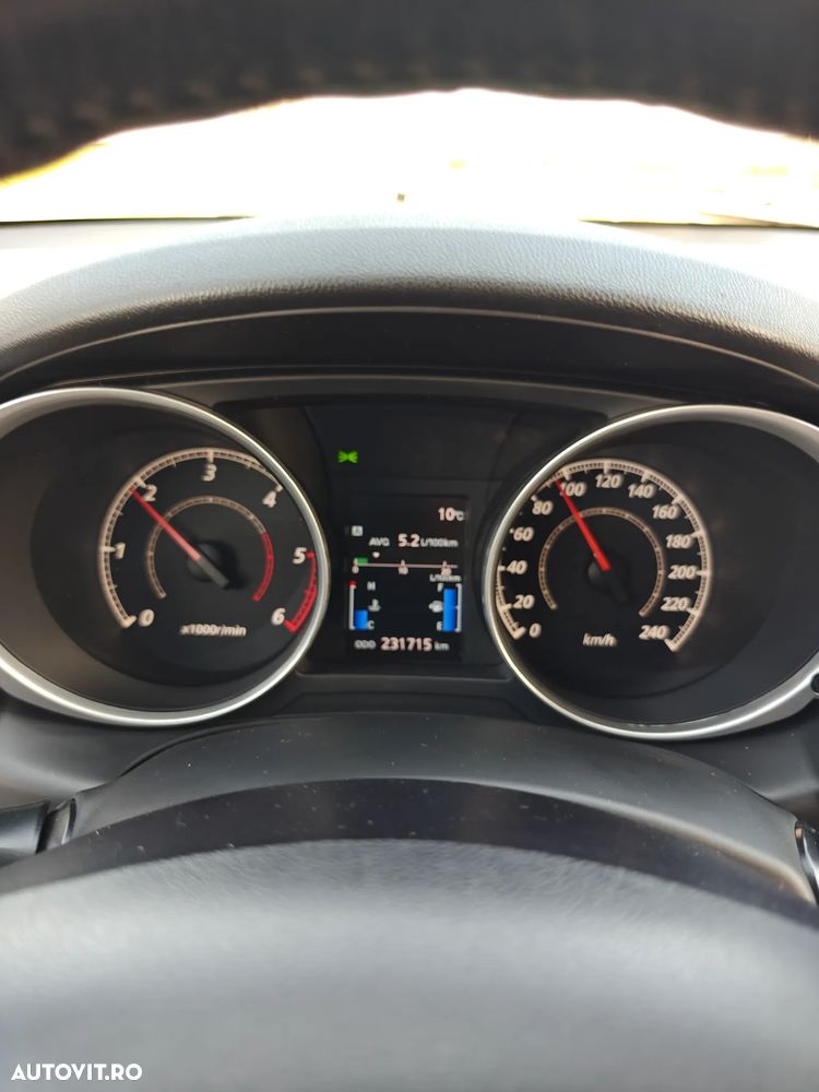 Mitsubishi ASX 1.8 DI-D 4WD Plus - 10