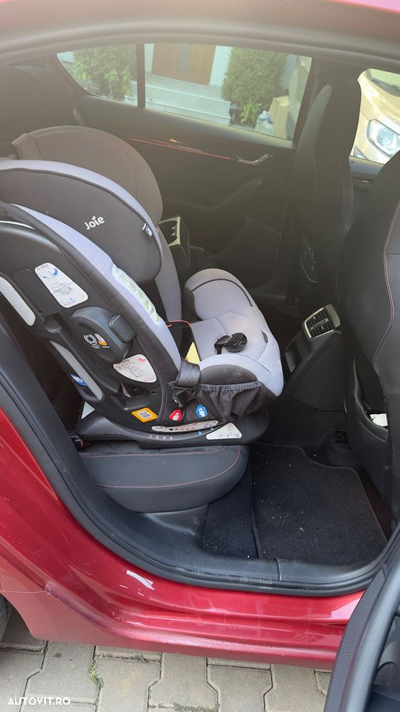 Skoda Octavia 2.0 TDI DSG RS - 13