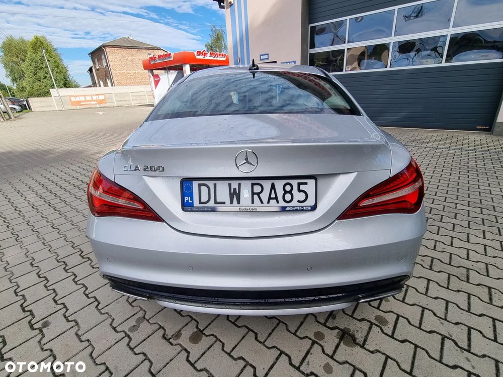 Mercedes-Benz CLA 200 AMG Line - 13
