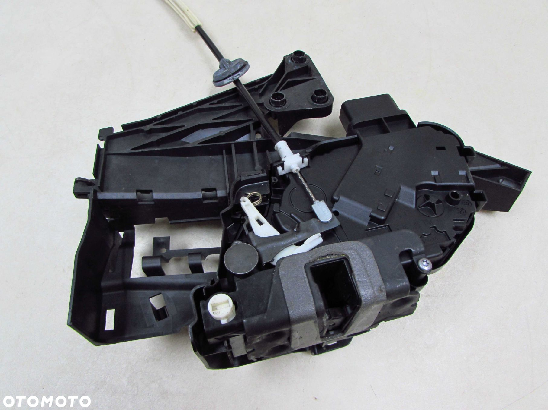 FORD KUGA MK1 08-13 ZAMEK KLAMKA DRZWI TYL LEWY 10 PIN 8V4A-S26413-EA KEYLESS - 4