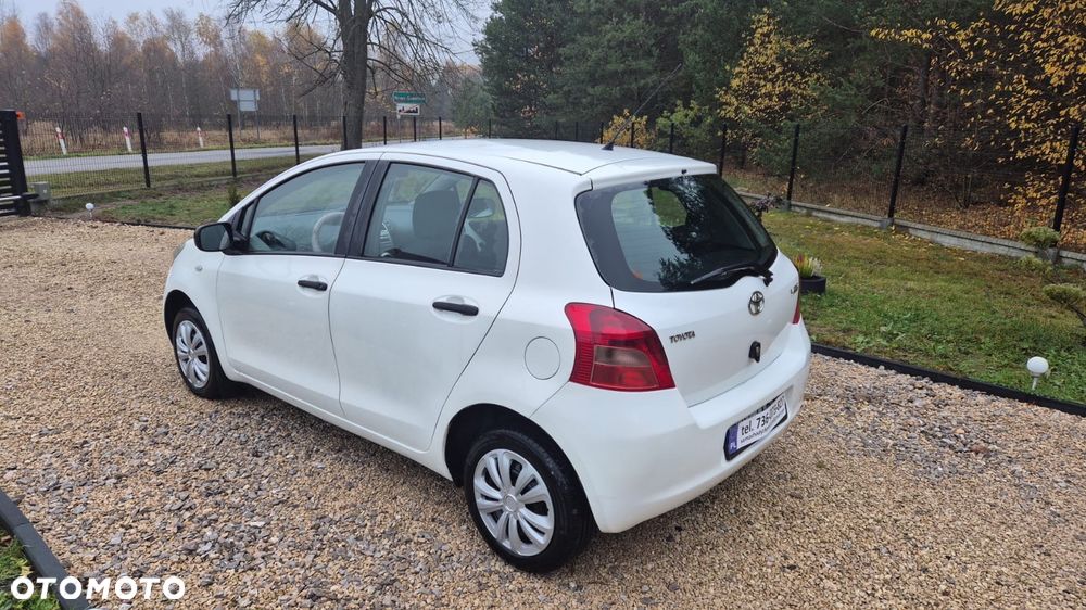 Toyota Yaris 1.0 Luna A/C - 4