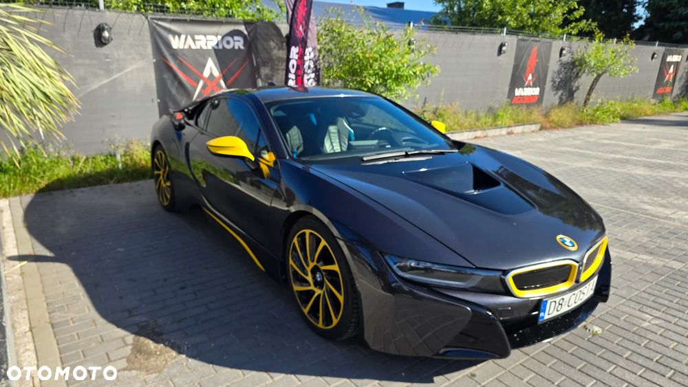 BMW i8 Standard - 8