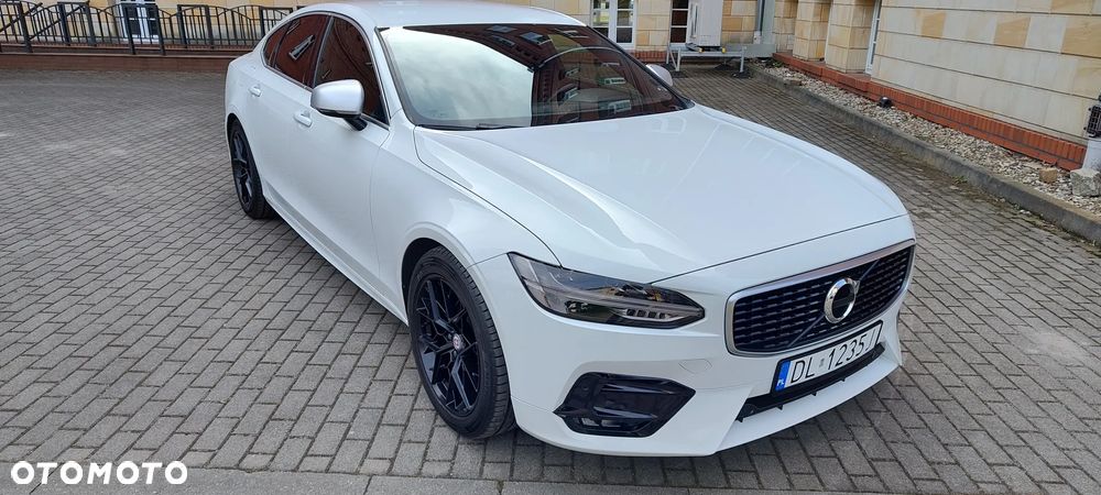 Volvo S90 D4 R-Design - 1