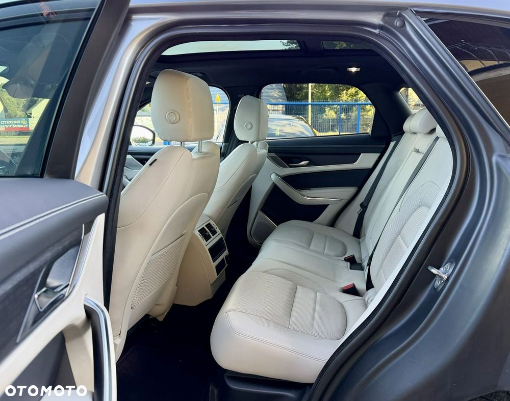 Jaguar F-Pace P250 AWD R-Dynamic Black - 10