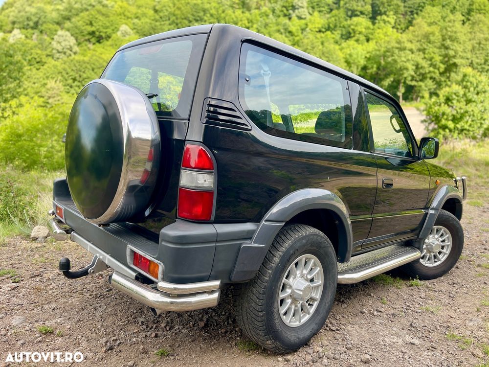 Toyota Land Cruiser - 4