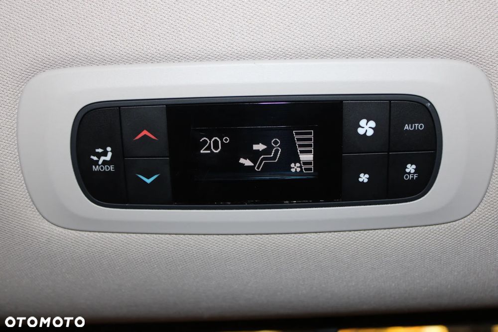 Chrysler Pacifica - 22