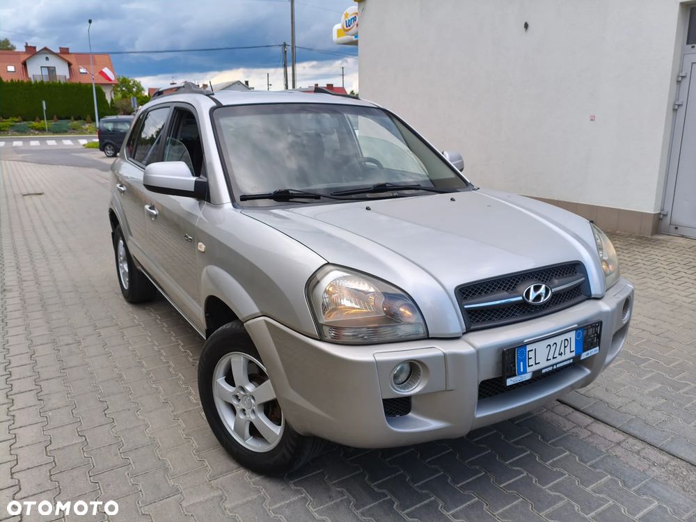 Hyundai Tucson 2.0 4WD GLS - 26