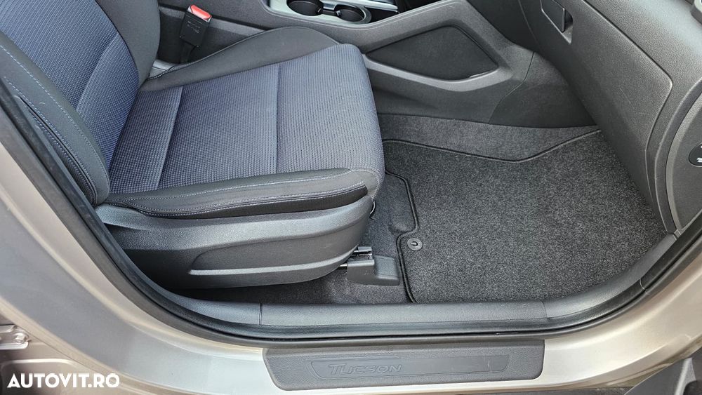 Hyundai Tucson 2.0 CRDI 4WD Automatik Style - 30