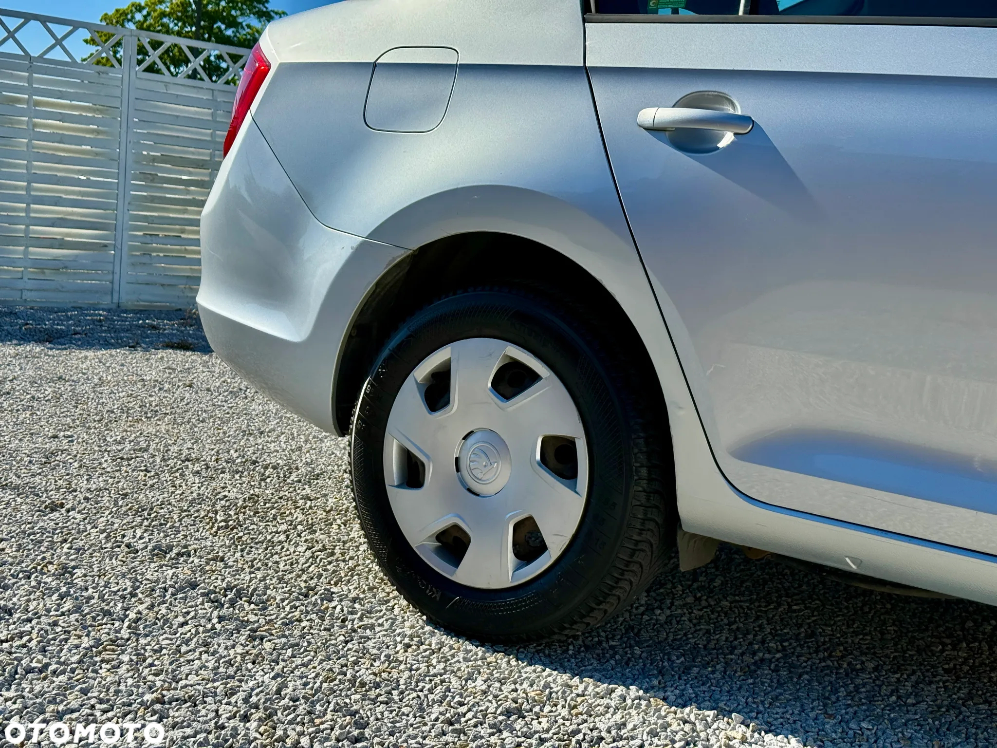 Skoda RAPID 1.2 TSI Edition - 25