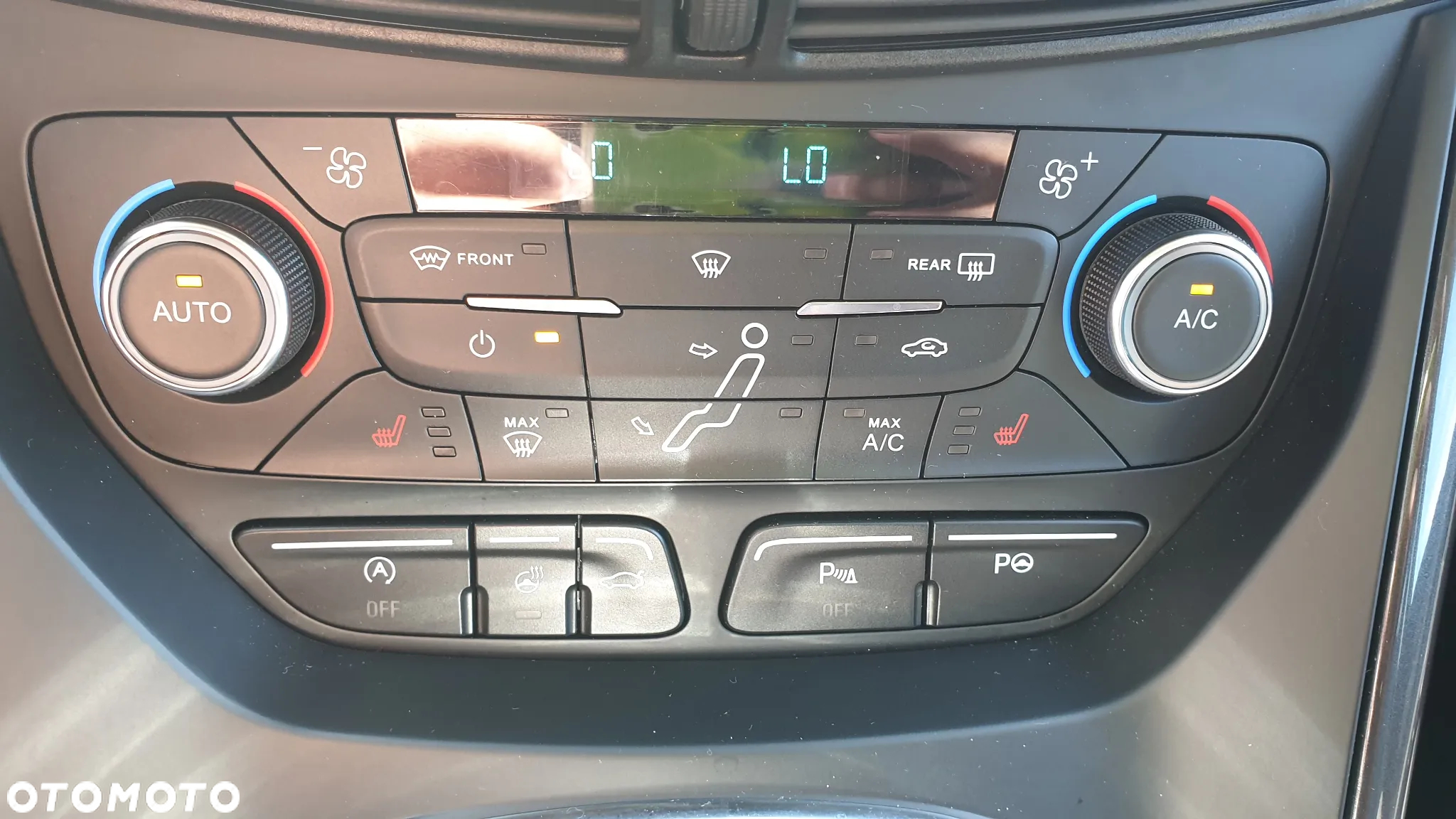 Ford C-MAX 2.0 TDCi Titanium ASS - 28