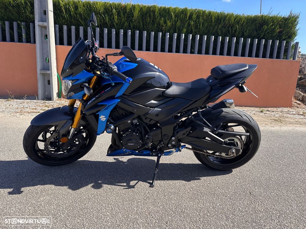 Suzuki GSX GSX-S750 - 12