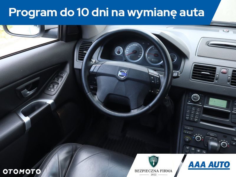 Volvo XC 90 - 9
