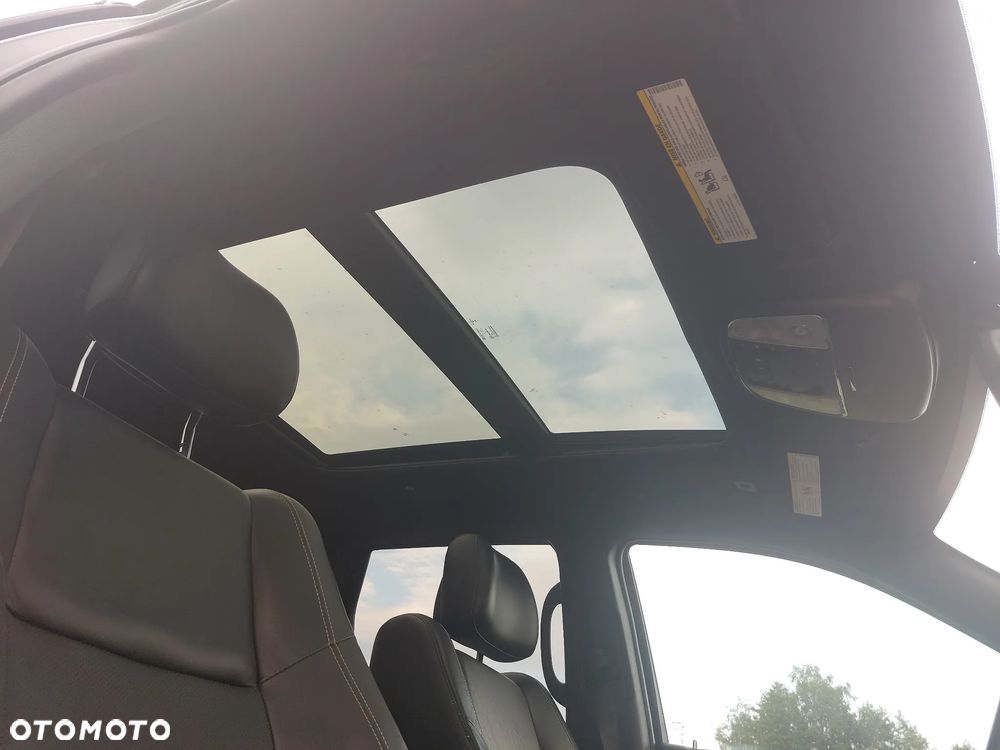 Jeep Grand Cherokee 5.7 V8 Overland - 34