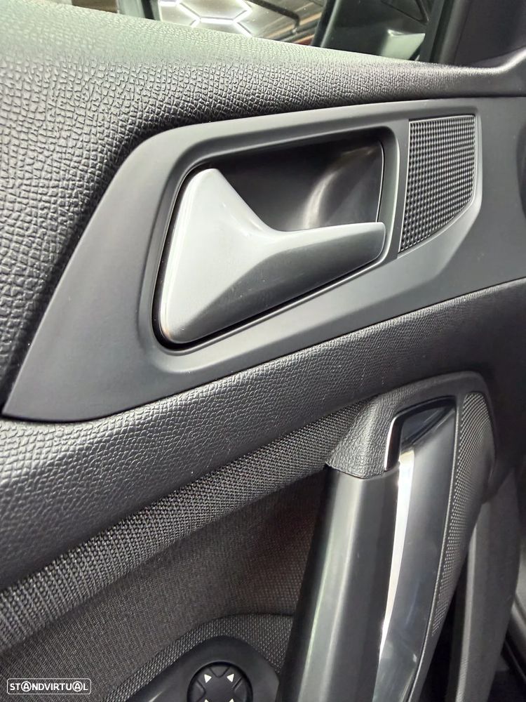 Peugeot 308 SW 1.5 BlueHDi Allure Pack EAT8 - 28
