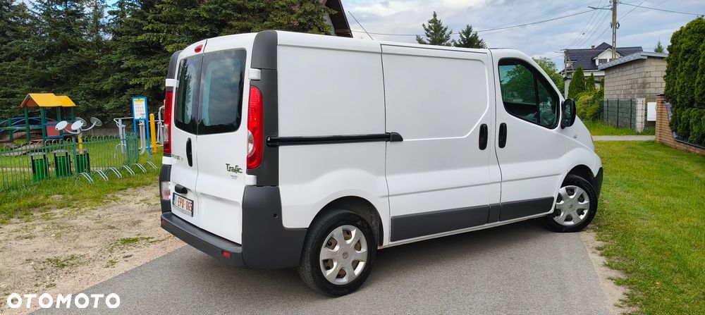 Renault TRAFIC L1H1 STAN IDEALNY - 13