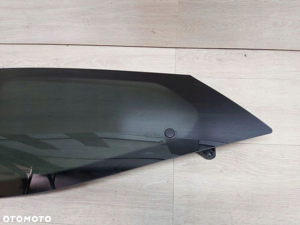 Toyota AYGO II szyba drzwi lewy tył boczna 2018r - 15