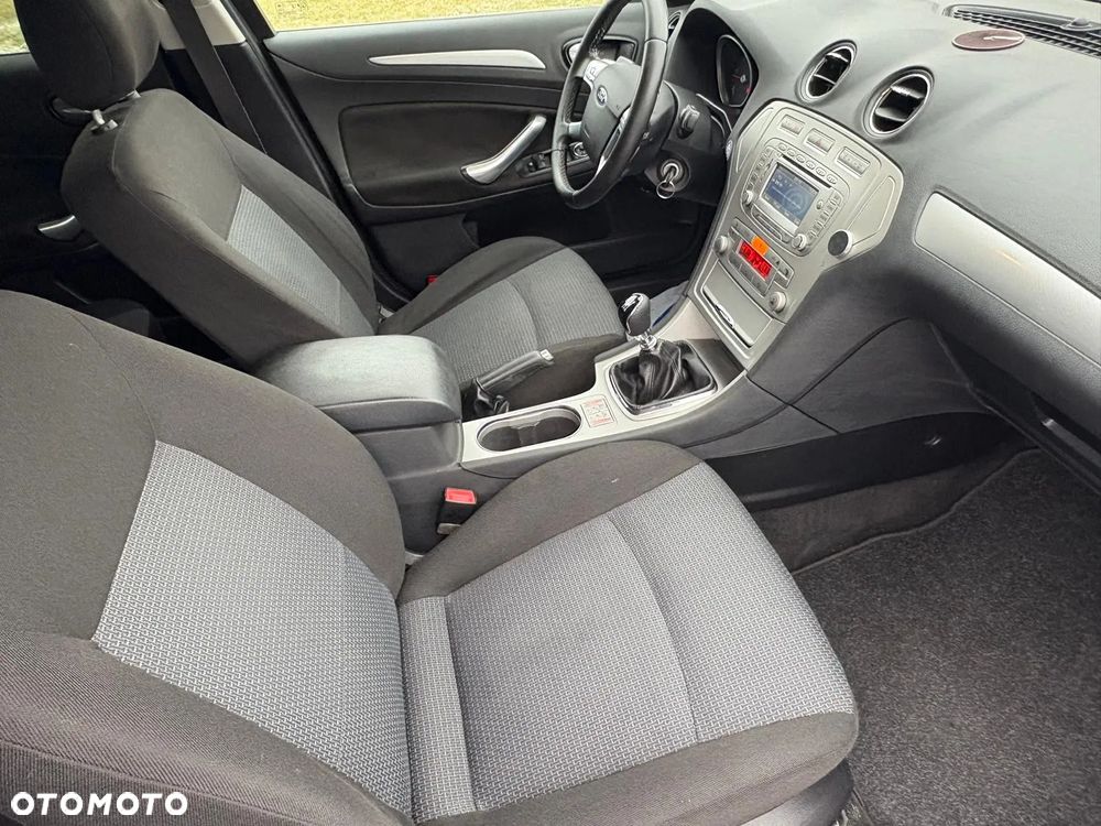 Ford Mondeo 2.0 TDCi Titanium S - 13