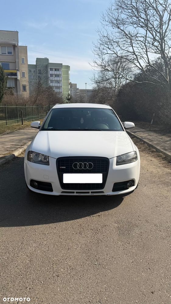 Audi A3 Sportback 2.0 TDI DPF Ambiente - 2