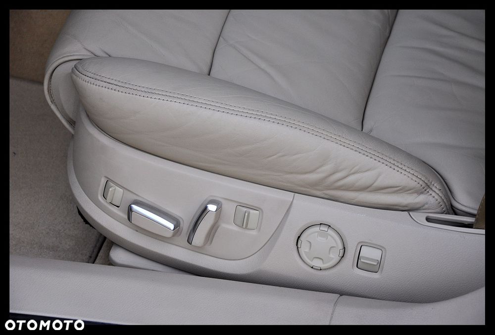 Audi A8 - 24
