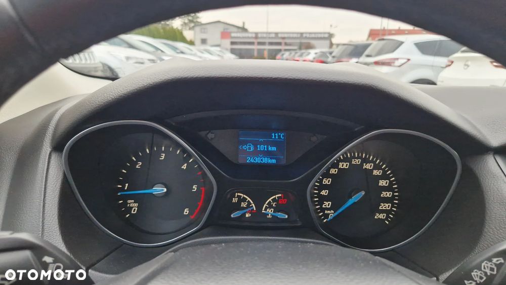 Ford Focus SW 1.6 TDCi DPF Titanium - 19