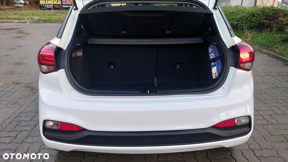 Hyundai i20 1.2 - 18