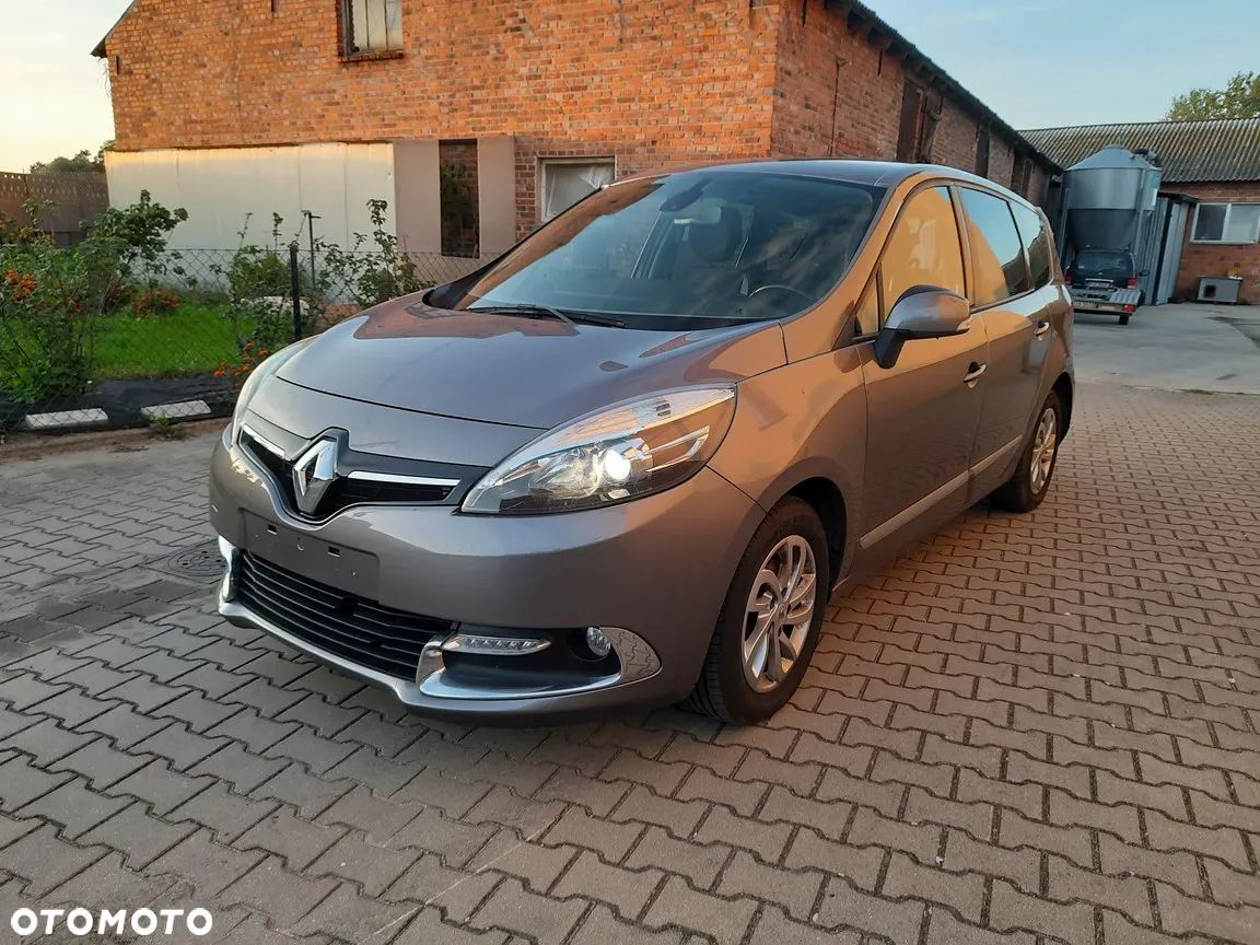 Renault Grand Scenic - 1