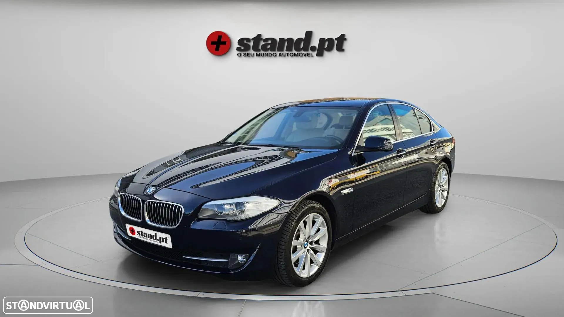 BMW 525 d Exclusive Auto 126g - 9