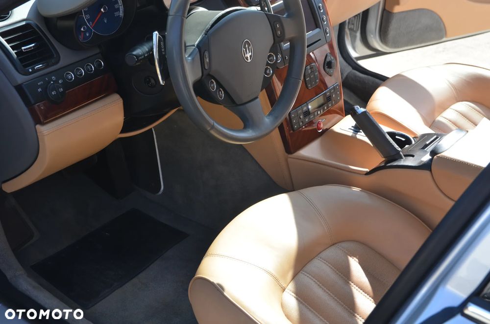 Maserati Quattroporte Automatic - 38