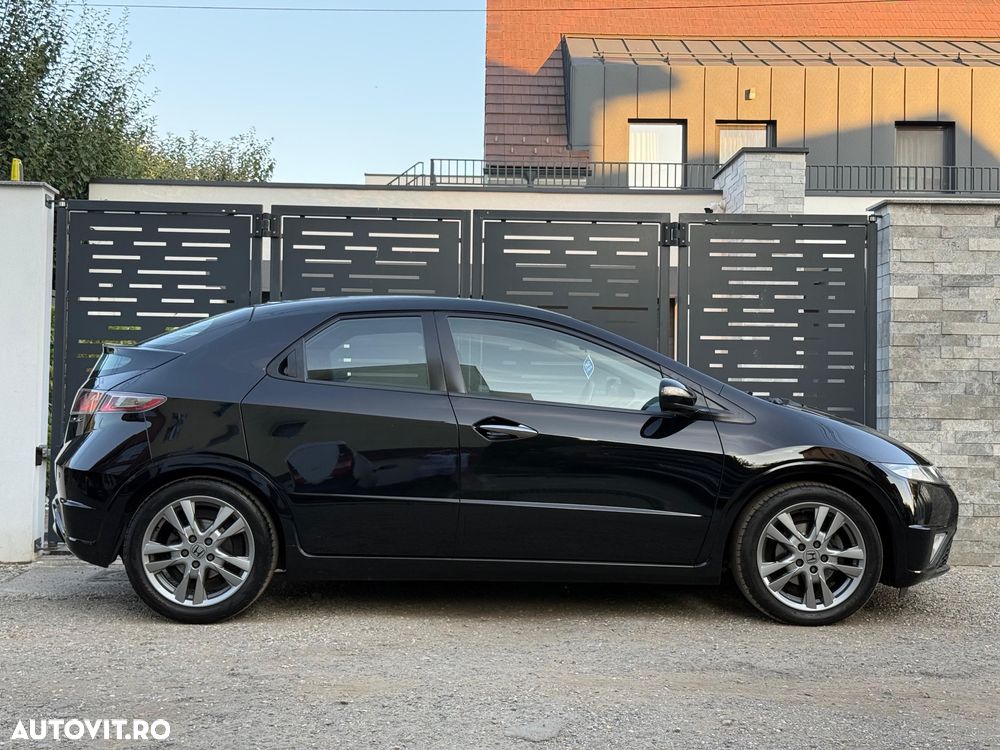 Honda Civic 1.8i-VTEC Sport - 32