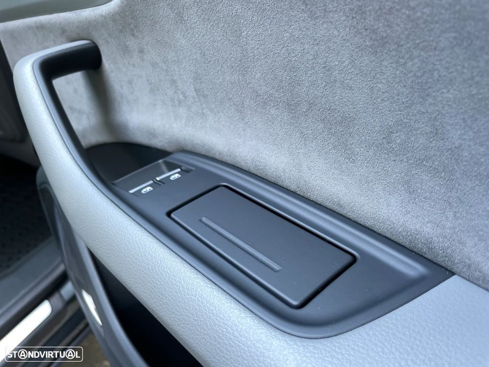 Audi SQ8 4.0 TDI quattro Tiptronic - 32