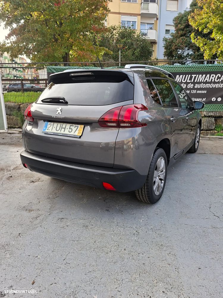 Peugeot 2008 1.2 PureTech Style - 4
