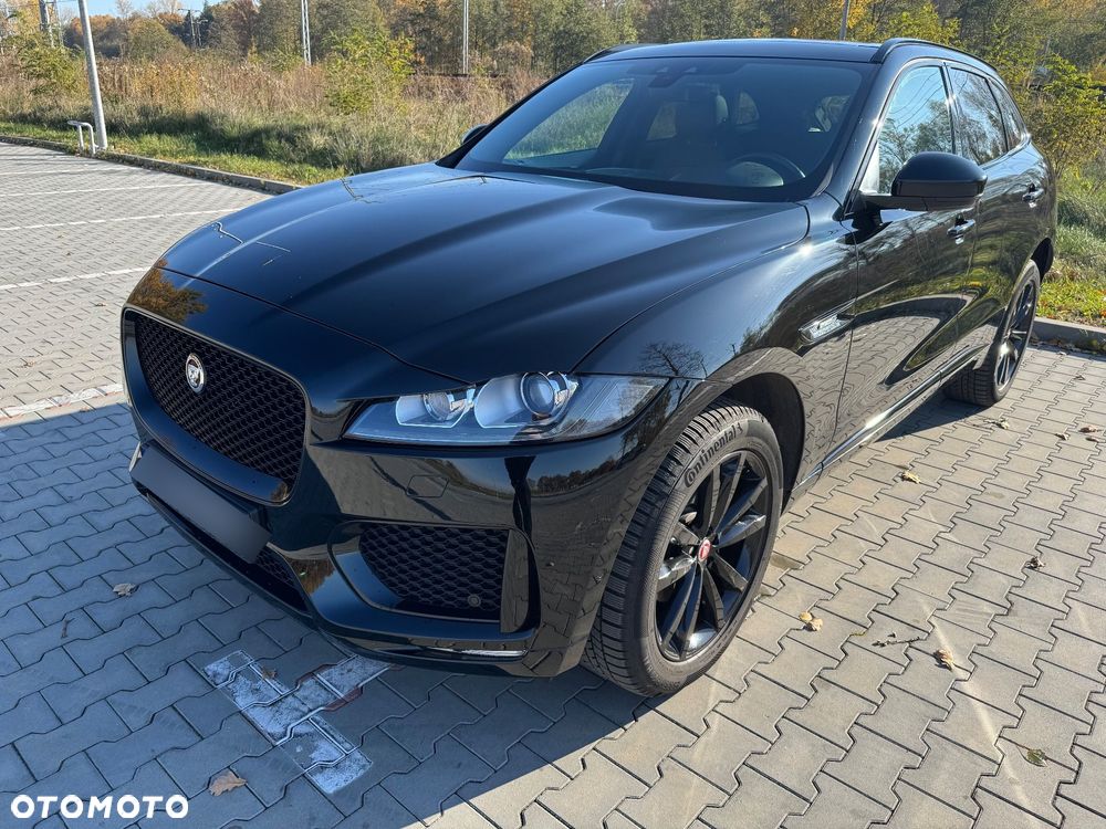 Jaguar F-Pace 25t AWD Prestige - 1