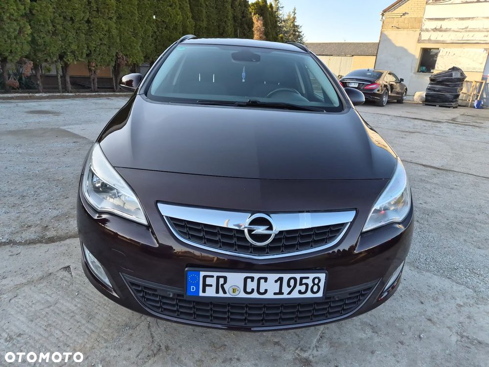 Opel Astra 1.4 Turbo - 4