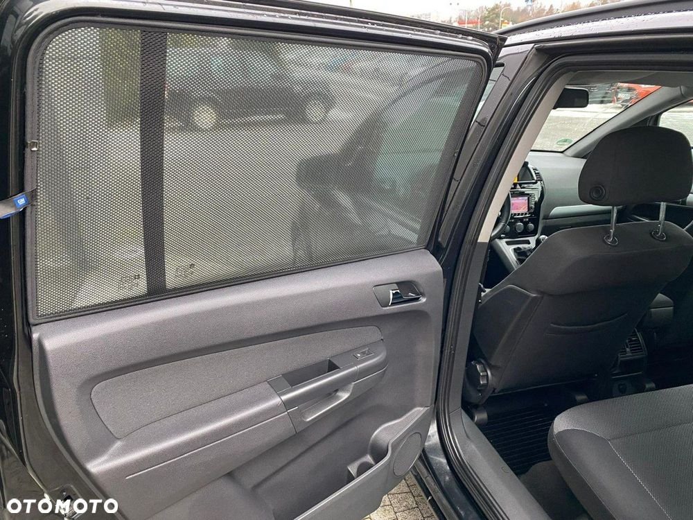Opel Zafira - 6