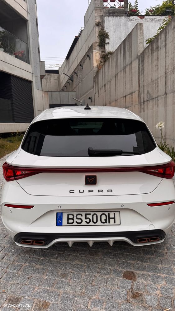 Cupra Leon 1.4 e-Hybrid VZ DSG - 2