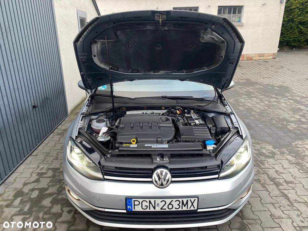 Volkswagen Golf 2.0 BlueTDI DSG Highline - 19