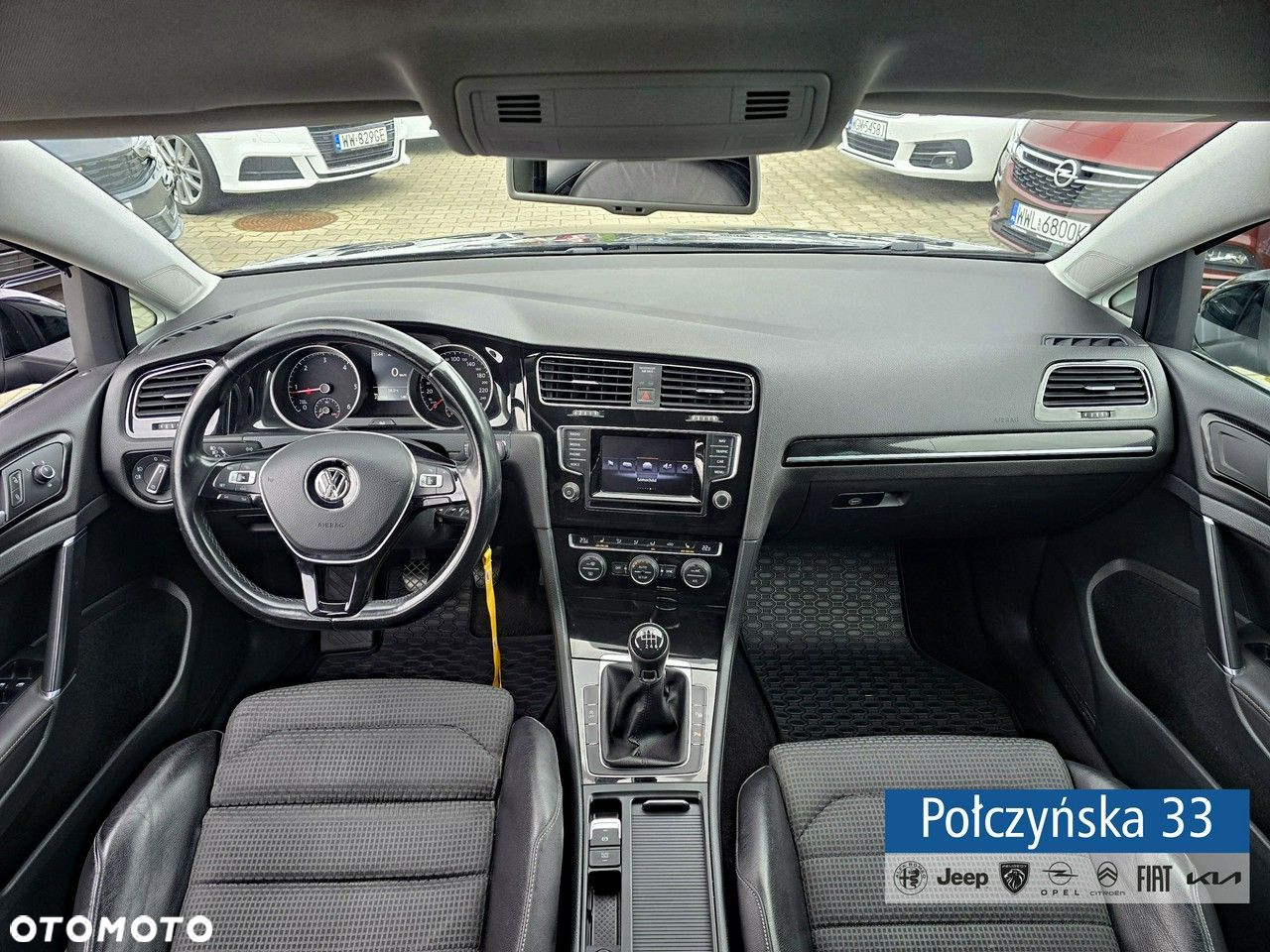 Volkswagen Golf - 8