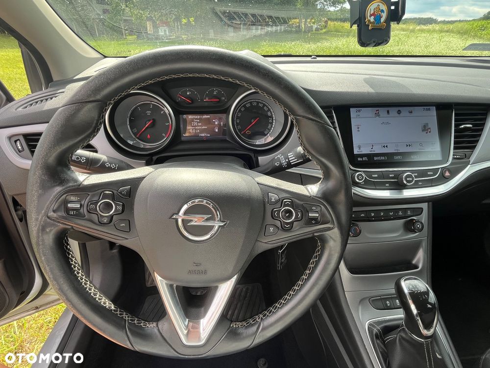 Opel Astra - 16