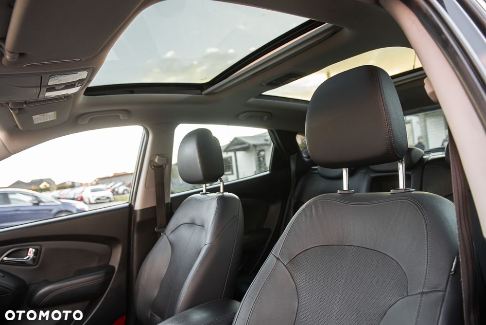 Hyundai ix35 2.0 4WD Premium - 17