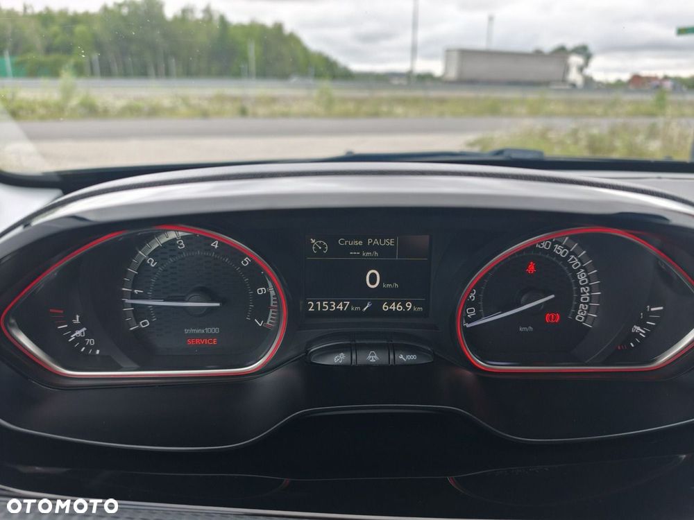 Peugeot 2008 - 25