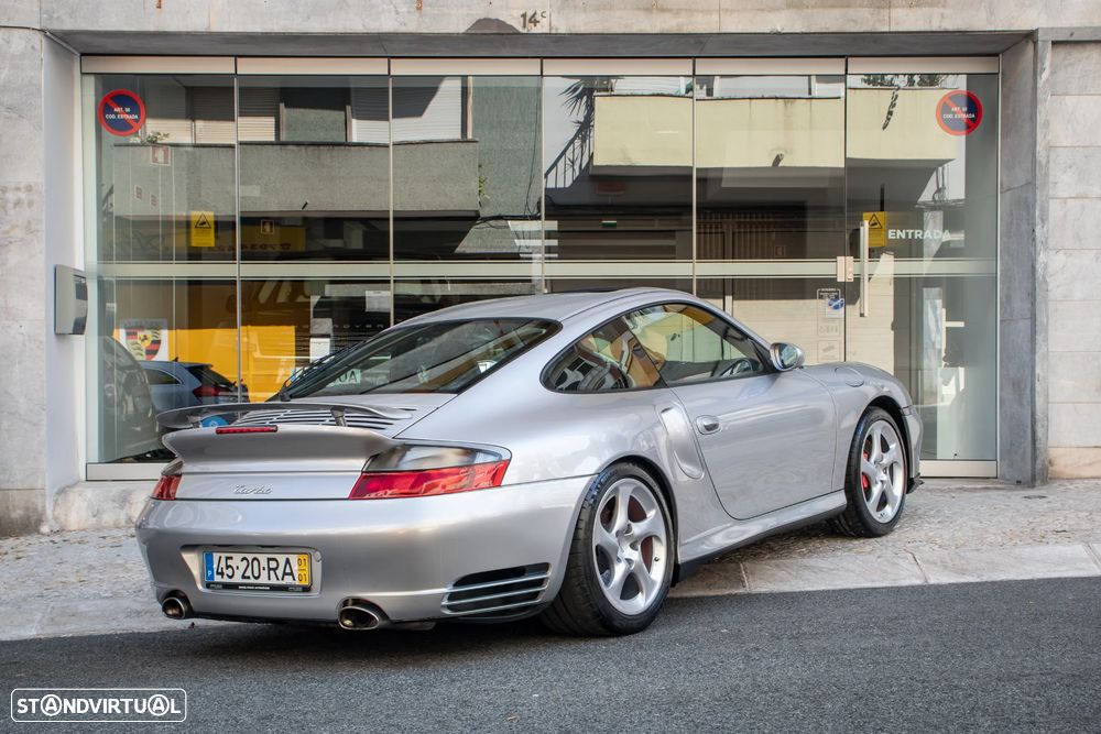 Porsche 911 (996) Turbo - 34